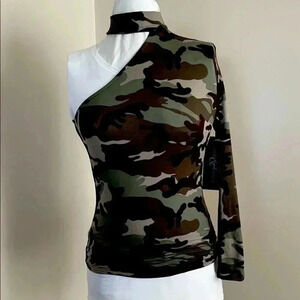 Smoke & Mirrors One Shoulder Camo Turtleneck Top​​